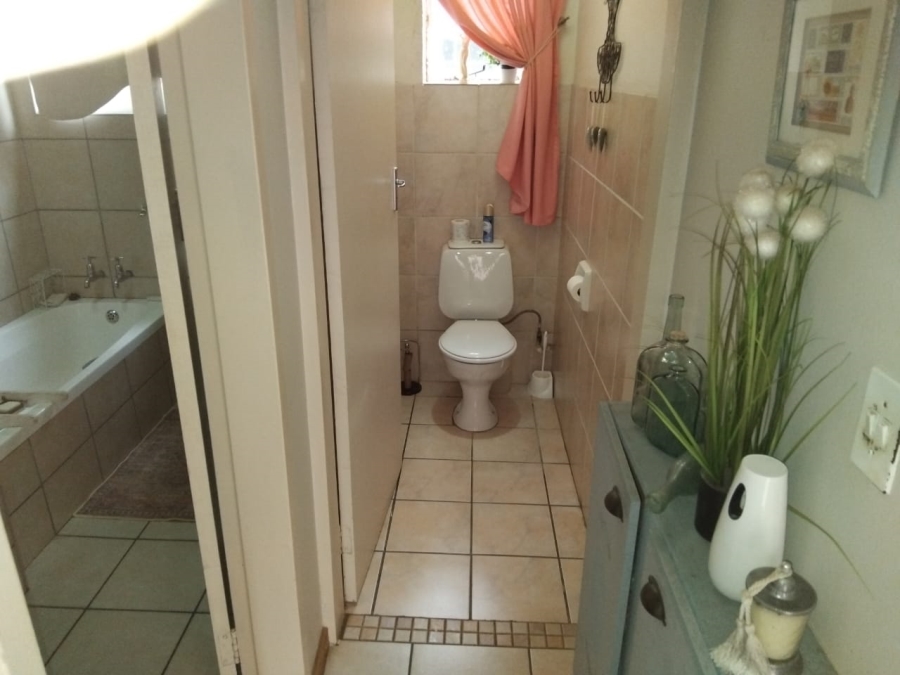 3 Bedroom Property for Sale in Wilkoppies North West